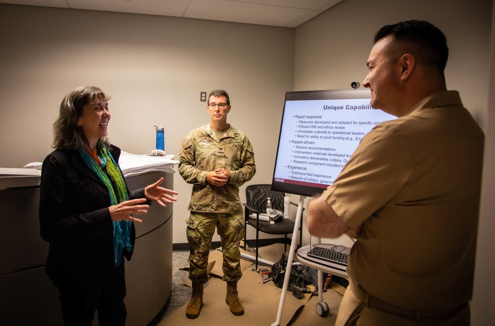 DVIDS - Images - Rear Admiral Brandon L. Taylor Visit at WRAIR [Image 9 ...