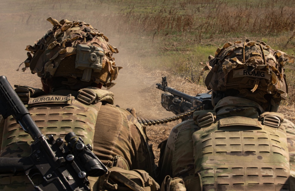 1-502nd Infantry Regiment conducts Air Assault and SBF LFX