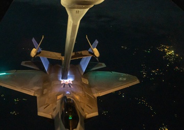 Training with the F-22: Here Comes the Boom