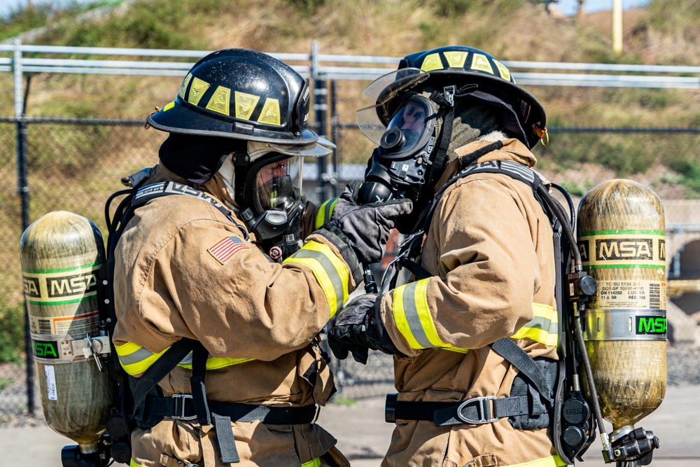 914th Air Refueling Wing firefighters conduct aircraft fire suppression training