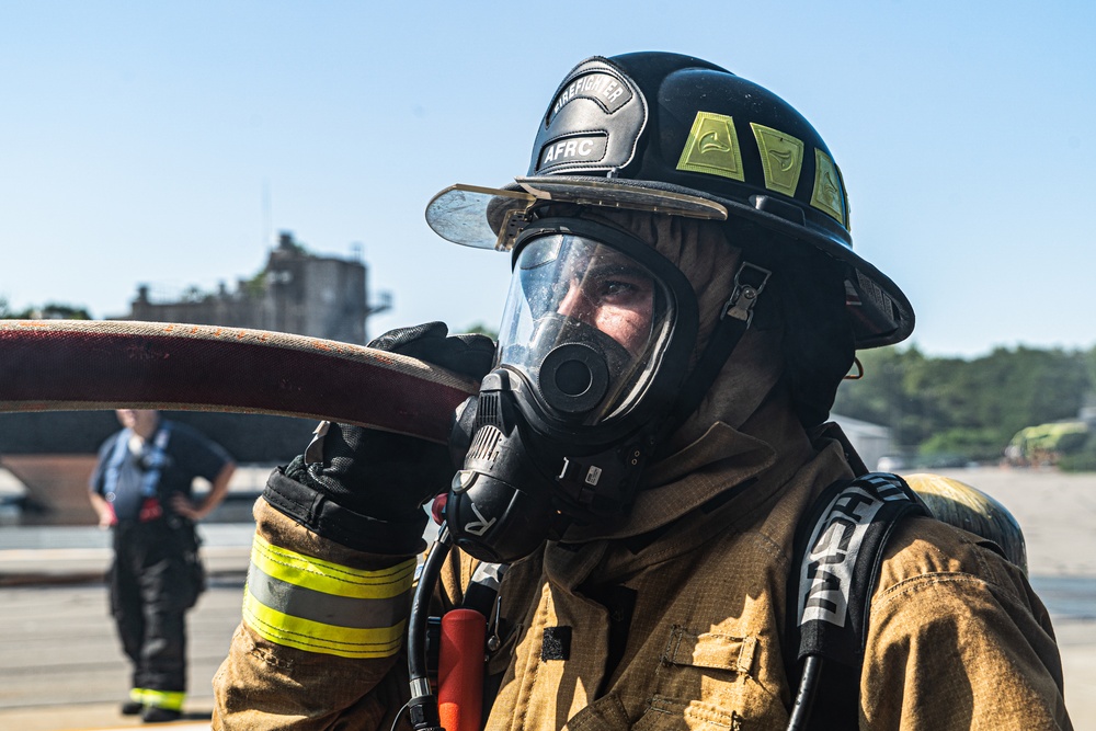 914th Air Refueling Wing firefighters conduct aircraft fire suppression training