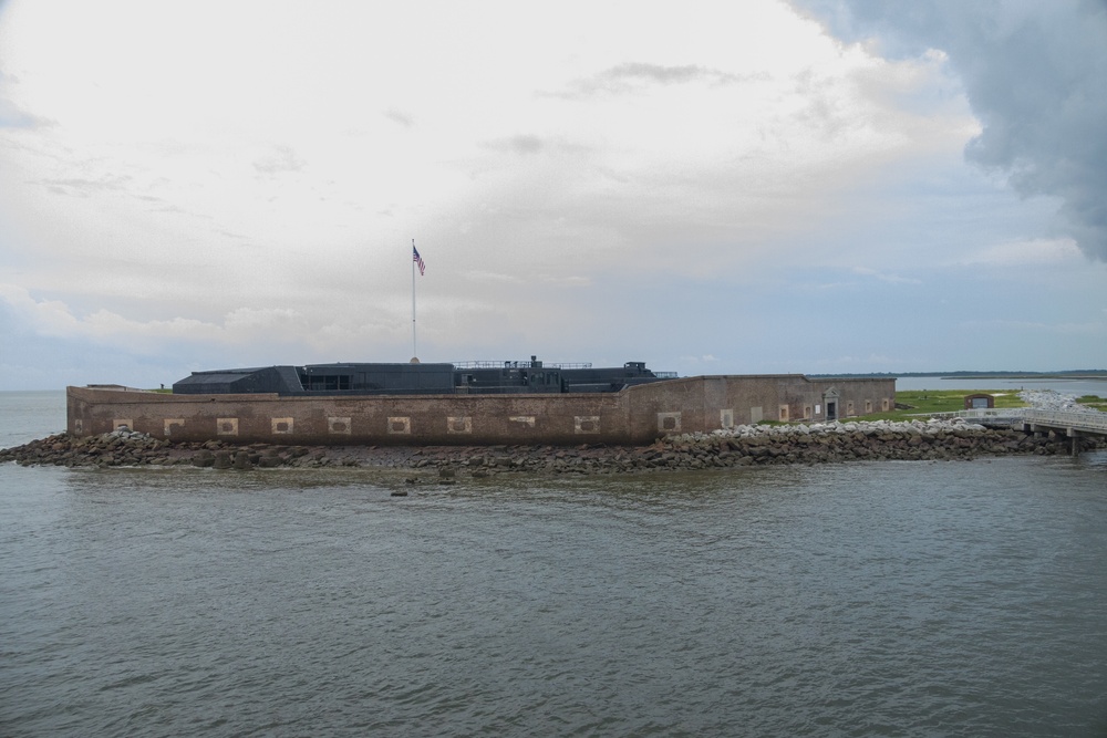 6th Marine Corps District Recruiters visit Fort Sumter