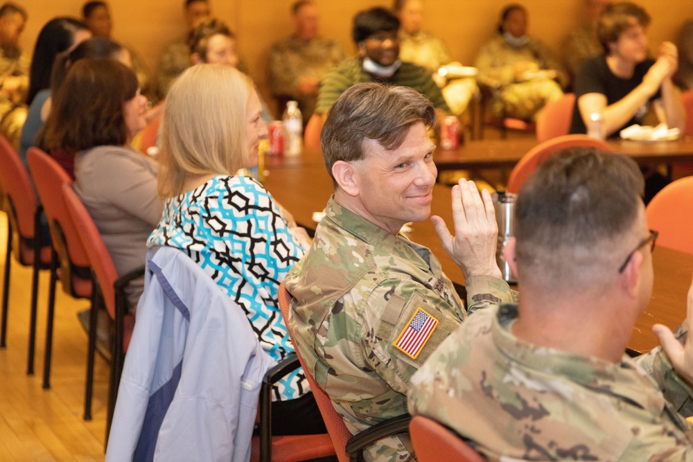 Lt. Col. Brett Swierczewski Farewell at WRAIR