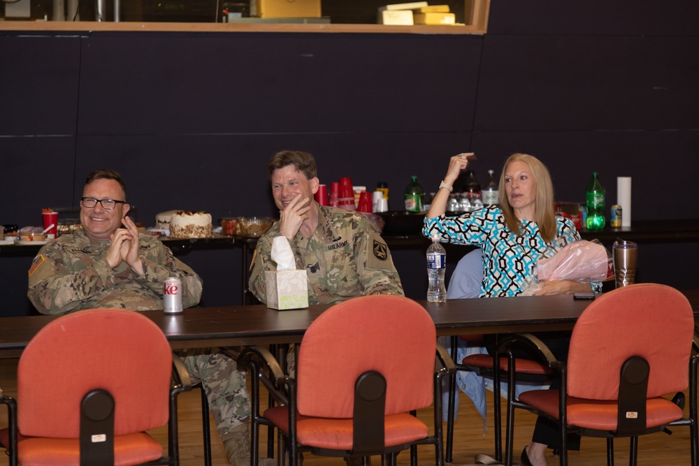 Lt. Col. Brett Swierczewski Farewell at WRAIR
