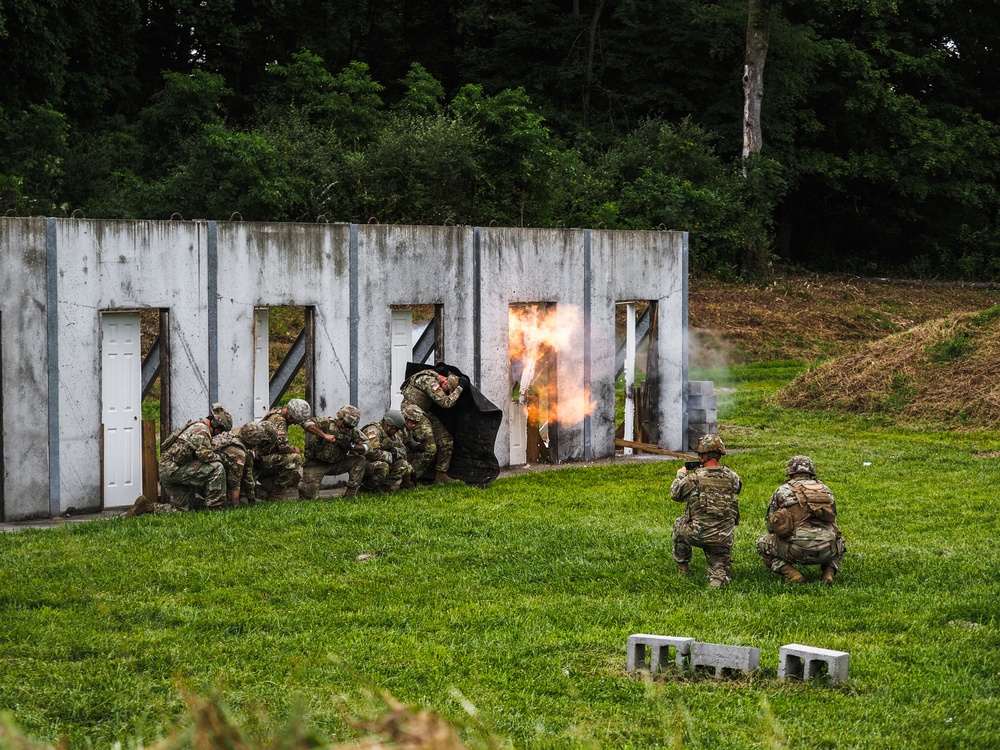 776th Engineer Battalion conduct training