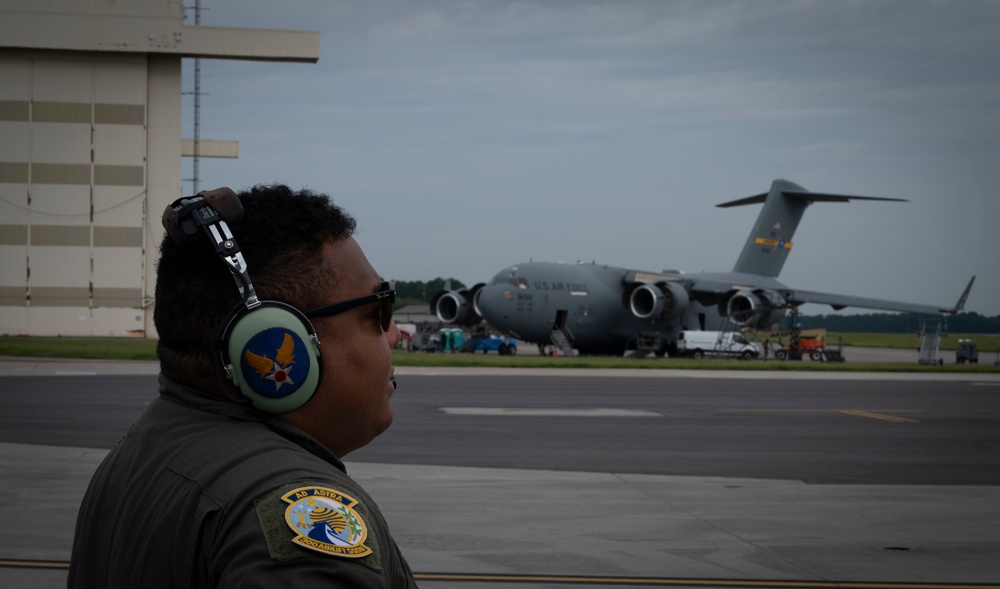 Air Force Reservists conduct Aerial Refueling