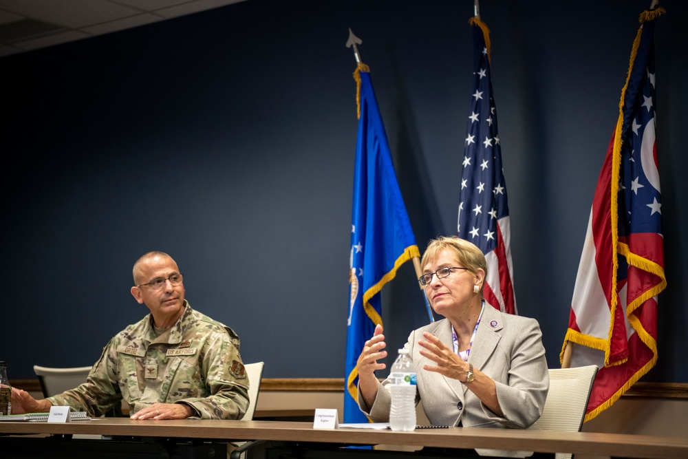 Marcy Kaptur Visits the 180FW