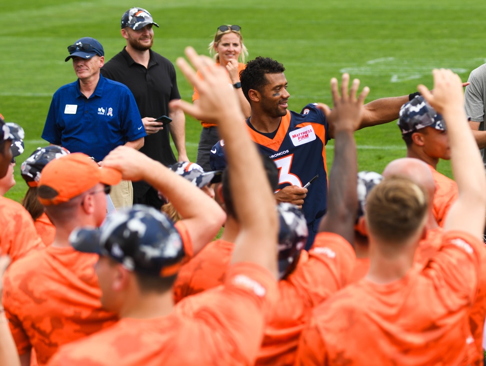 Broncos partner with USAA to host Salute to Service Boot Camp