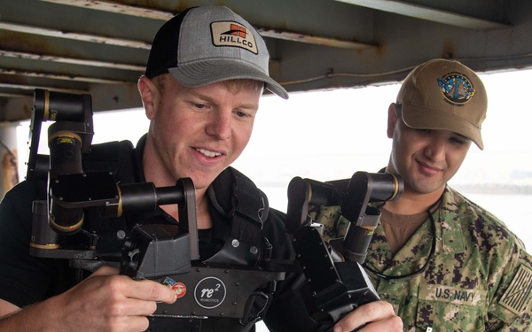 Removal of Debris Fouling Propeller and Rudder Demonstration
