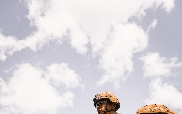 Ranger hopefuls lift off and navigate the jungle