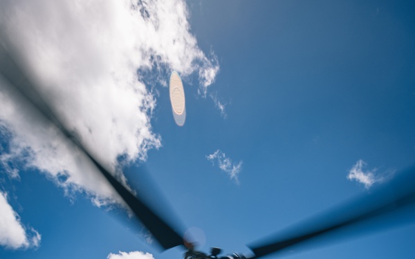 Ranger hopefuls lift off and navigate the jungle