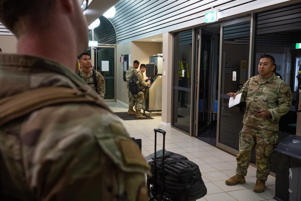 U.S. Air Force personnel arrive in Australia