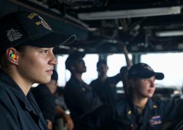 USS Barry Conducts Missile Exercise Using BQM-177A Target