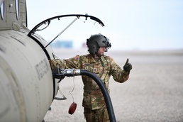 1-52nd General Support Aviation Battalion trains in Alaska's Arctic