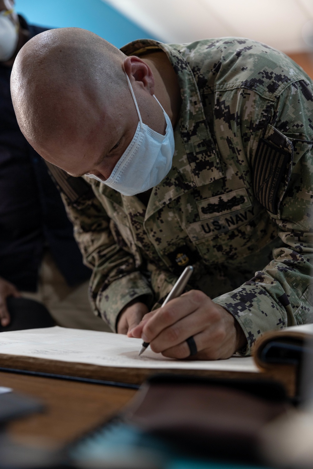 USNS Burlington Pulls into Puerto Cortes, Honduras