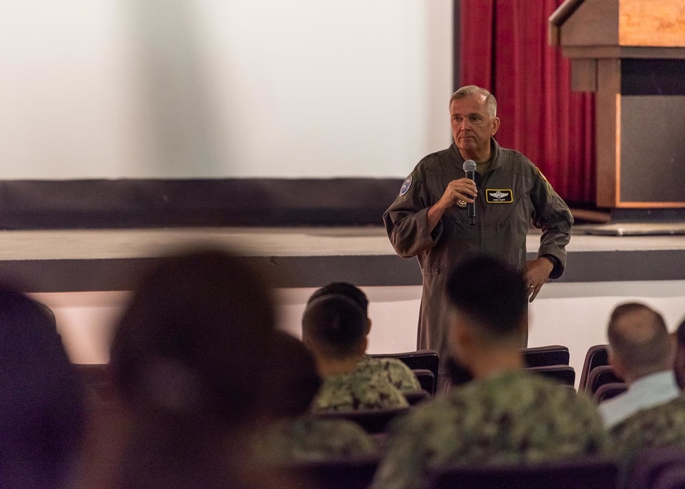 USFJ Visits NAF Atsugi