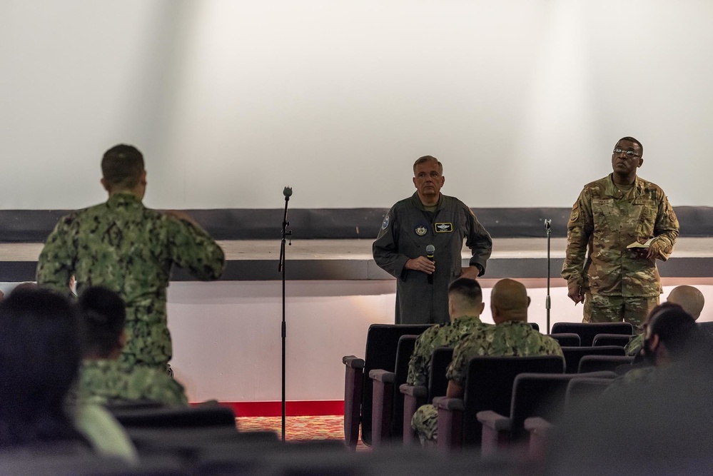 USFJ Visits NAF Atsugi