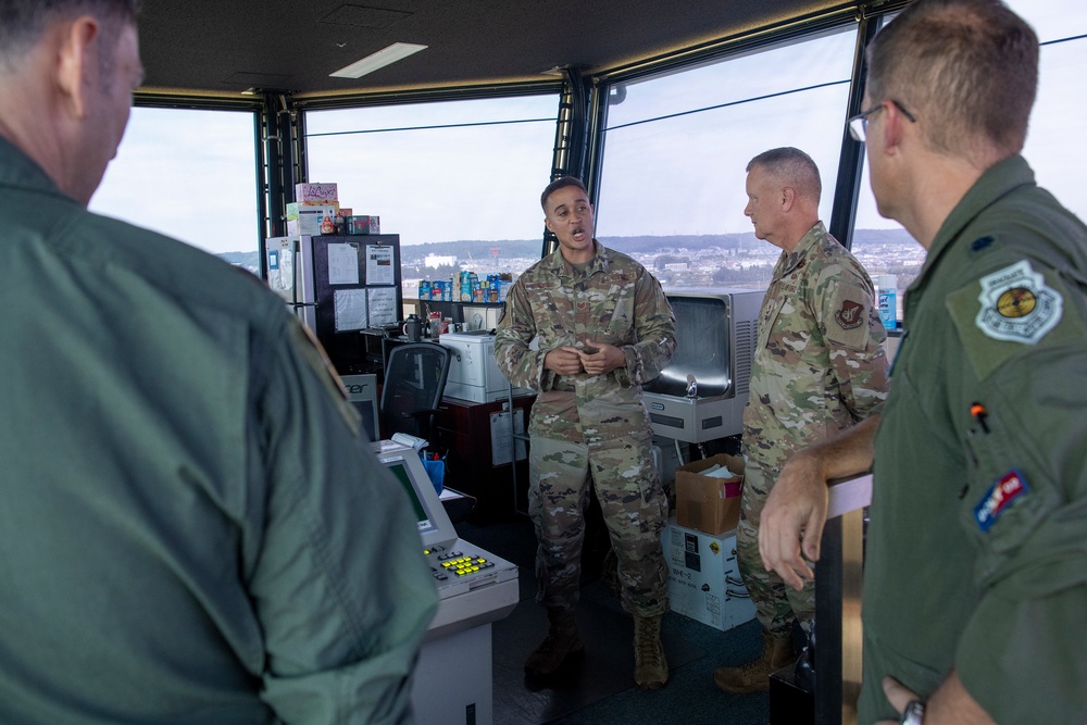 Pacific Air Forces Deputy Commander visits Yokota