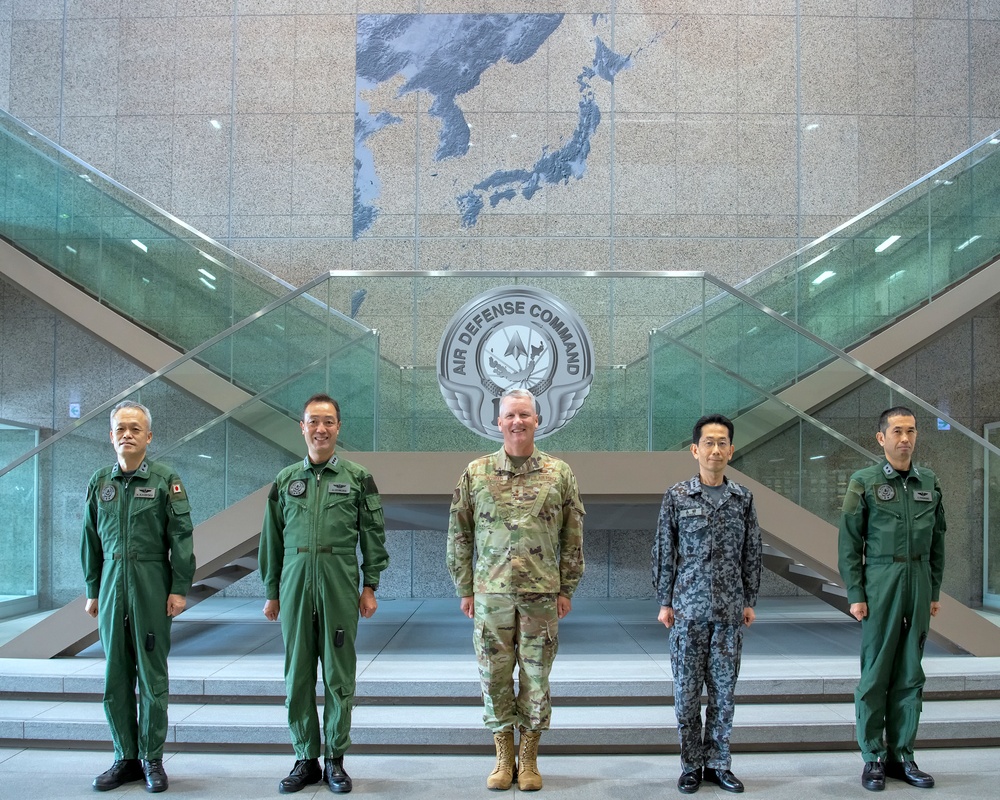 Pacific Air Forces Deputy Commander visits Yokota