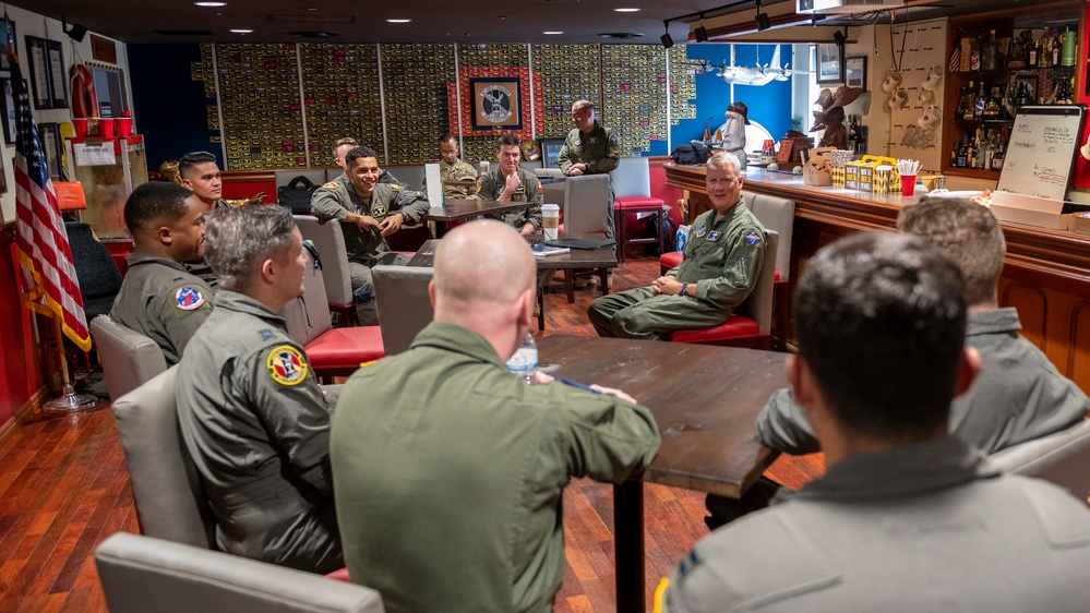 Pacific Air Forces Commander visits Osan warriors > Pacific Air Forces >  Article Display