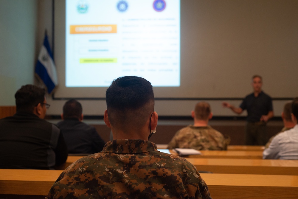 New Hampshire National Guardsmen Participate in Cyber Exchange with El Salvador through State Partnership Program