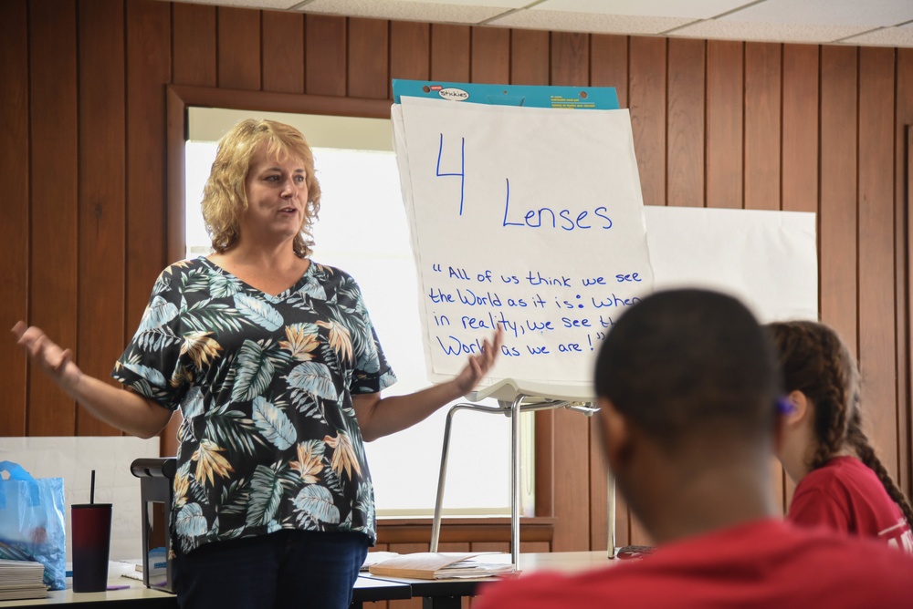 Student Flight participates in Four Lenses Class