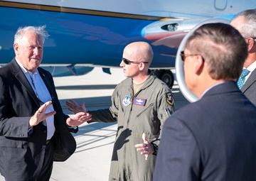 SECAF VISITS EDWARDS 412TH TEST WING OPERATING LOCATION PLANT 42