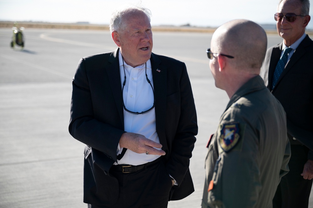 SECAF VISITS EDWARDS 412TH TEST WING OPERATING LOCATION PLANT 42