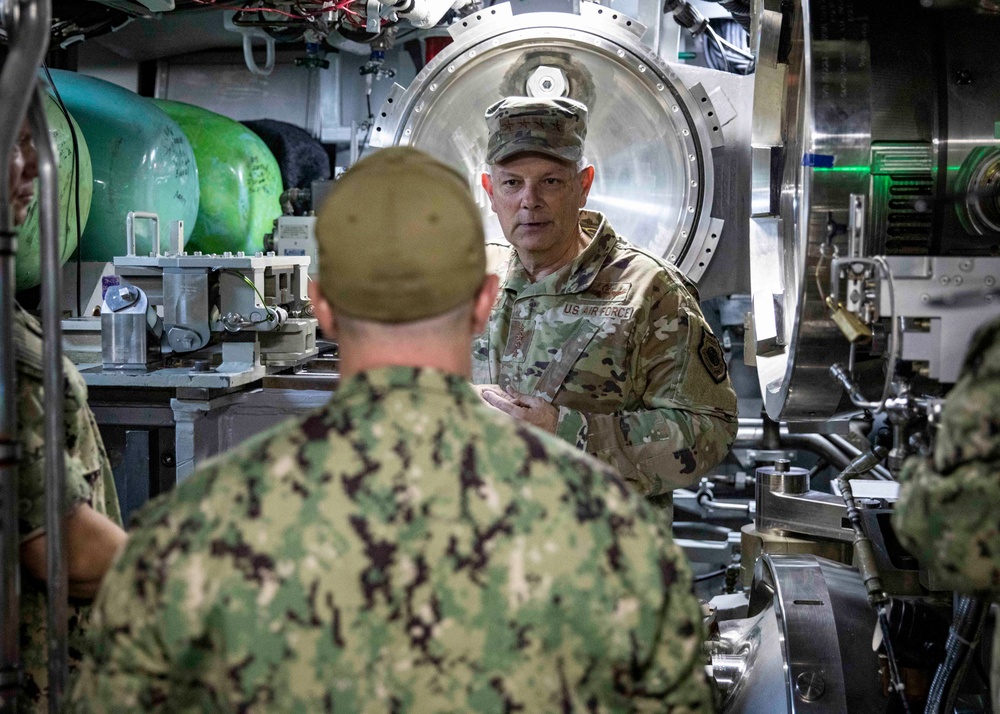 NORTHCOM Commander Visits USS John Warner