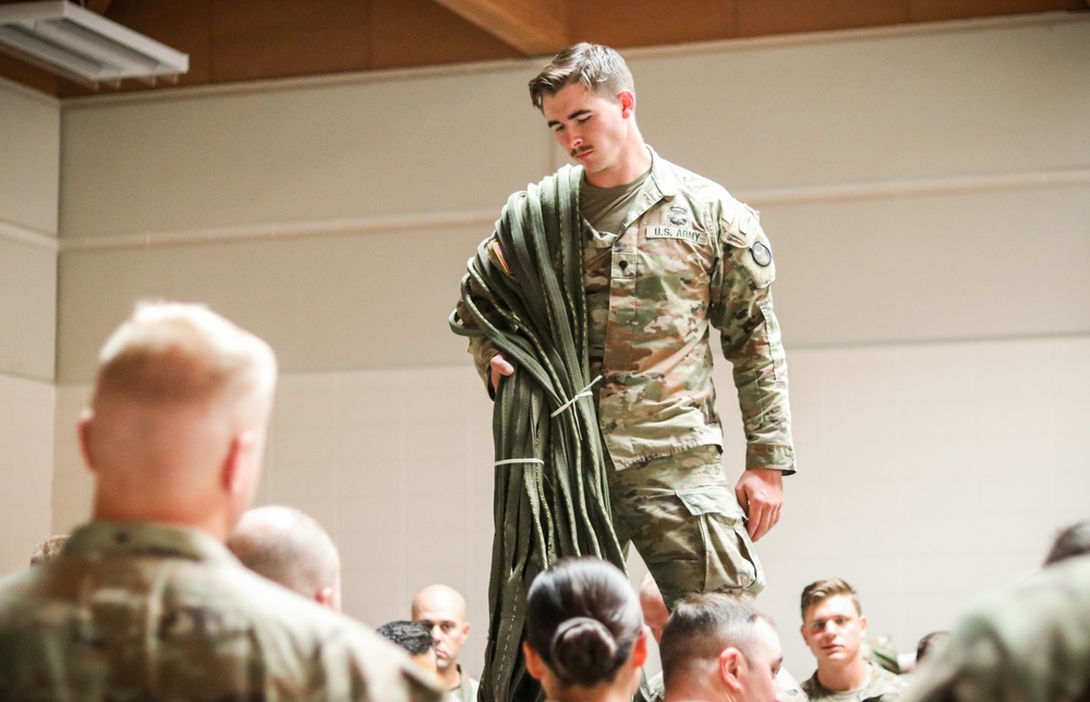 Iowa cavalry scout takes on Pathfinder course