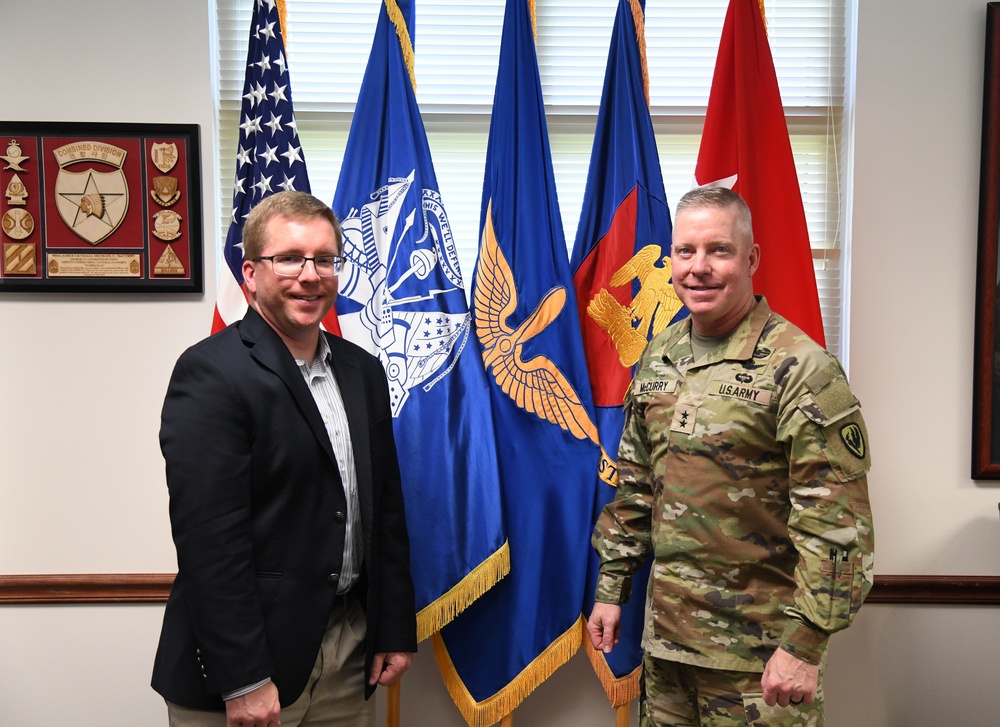 National Security Advisor to SEN Hoeven visits USAACE