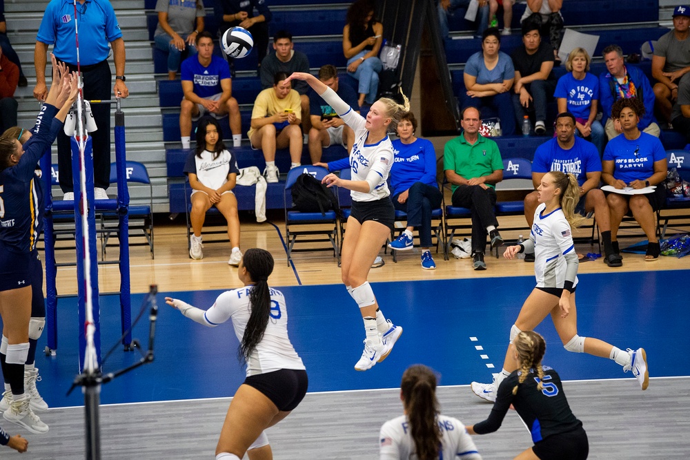 USAFA Volleyball vs TAMU