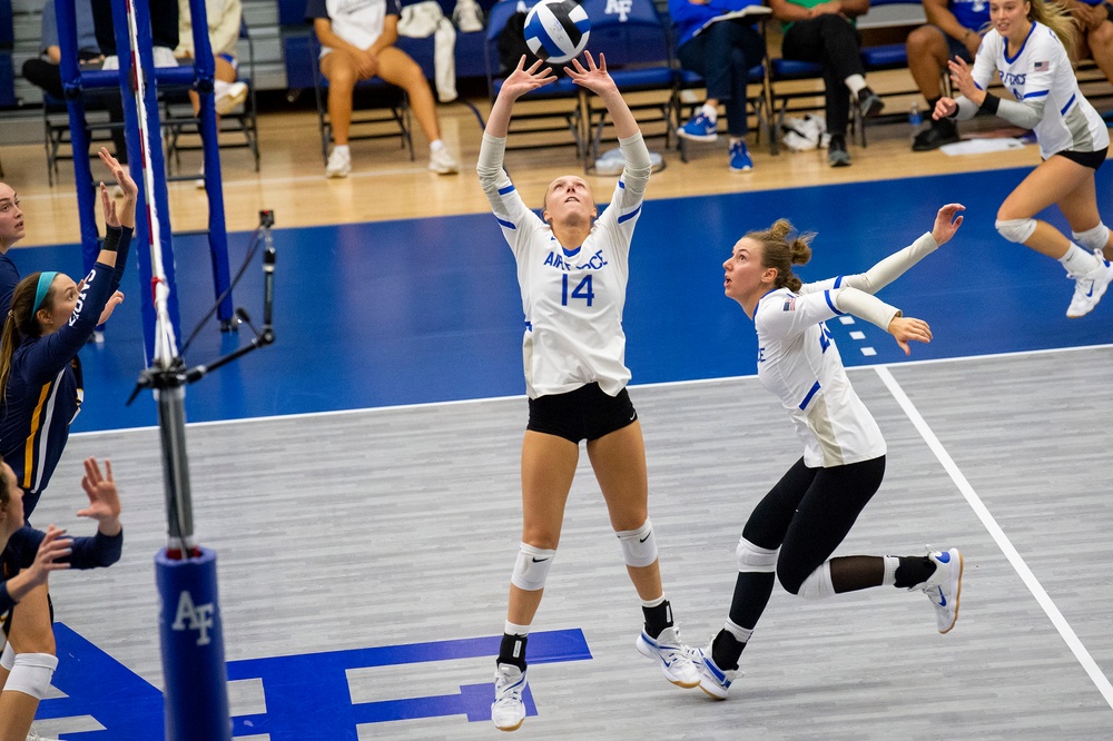 USAFA Volleyball vs TAMU