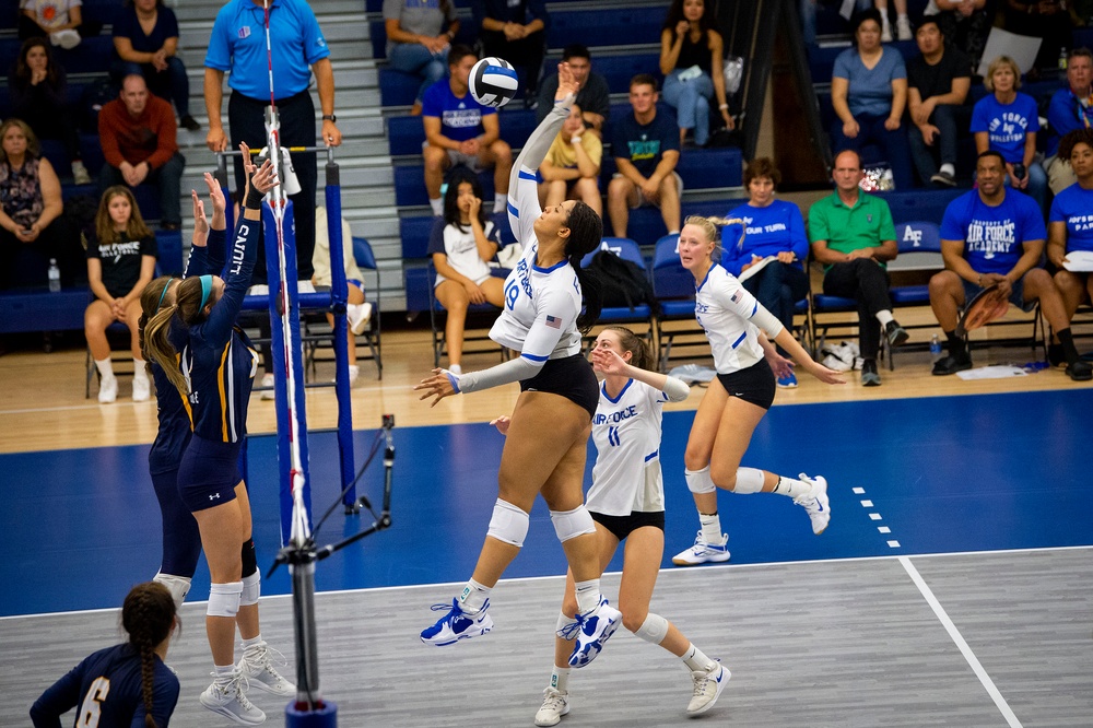 USAFA Volleyball vs TAMU