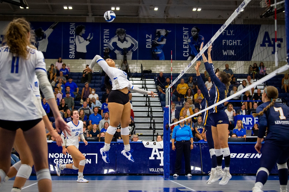 USAFA Volleyball vs TAMU