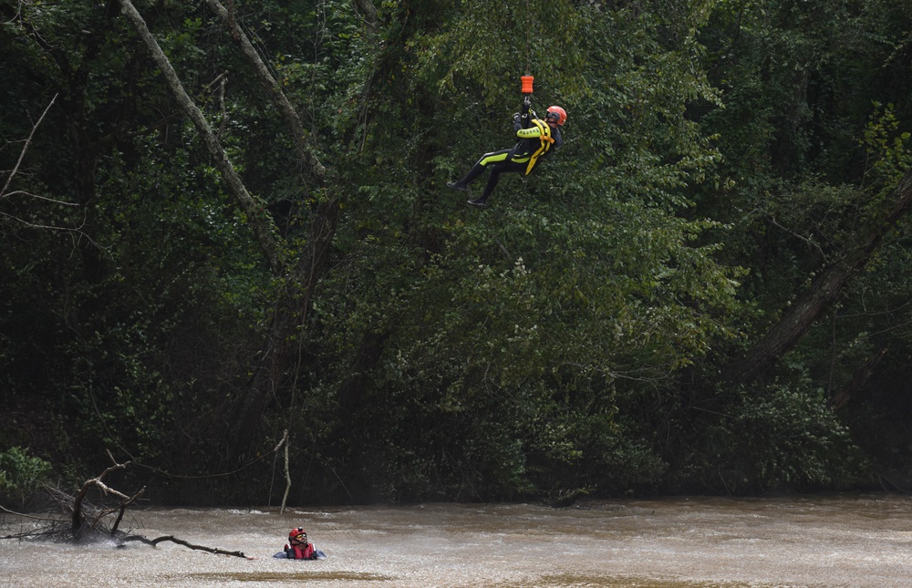 SC-HART Conducts Rescue Training Event at Table Rock