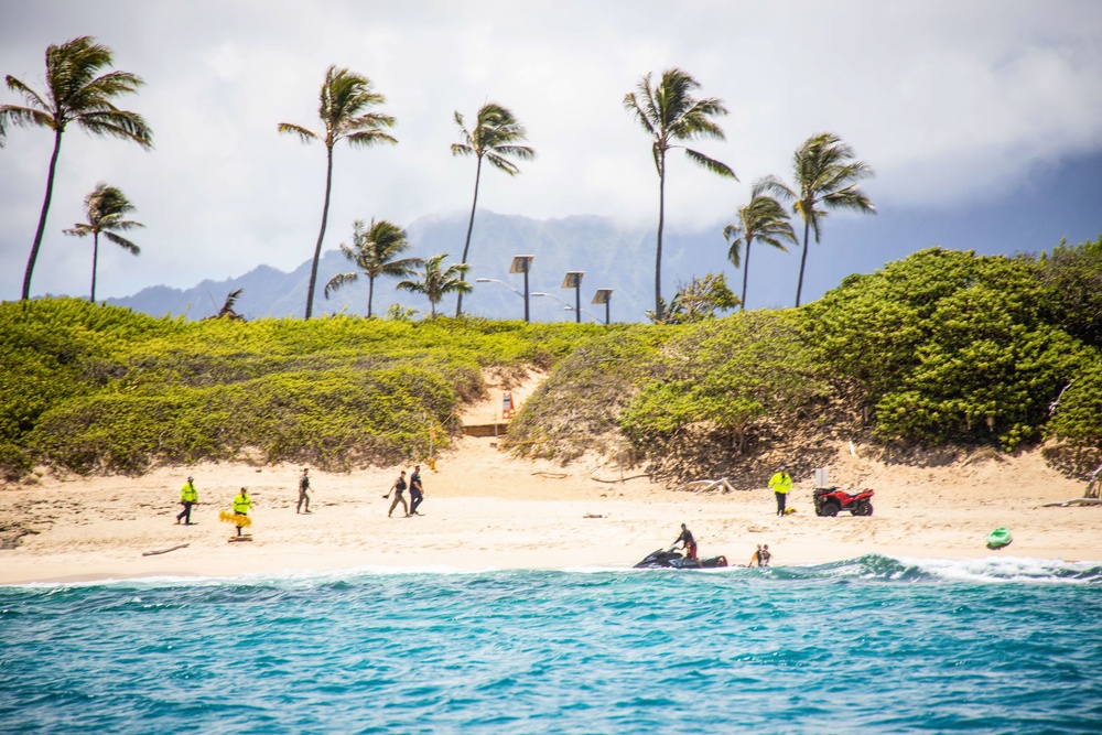 U.S. Marines, Navy, Coast Guard, and Honolulu Fire Department conduct SAREX, MCBH 2022