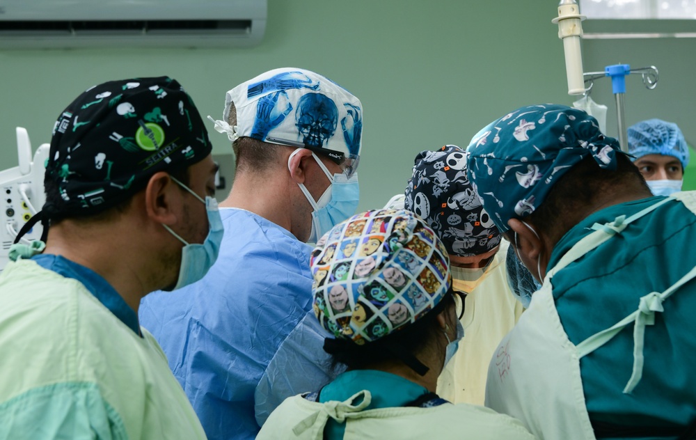 HEART Orthopedic team in Guatemala