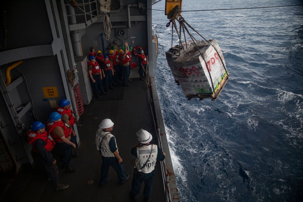 BATAAN CONDUCTS REPLENISHMENT AT SEA