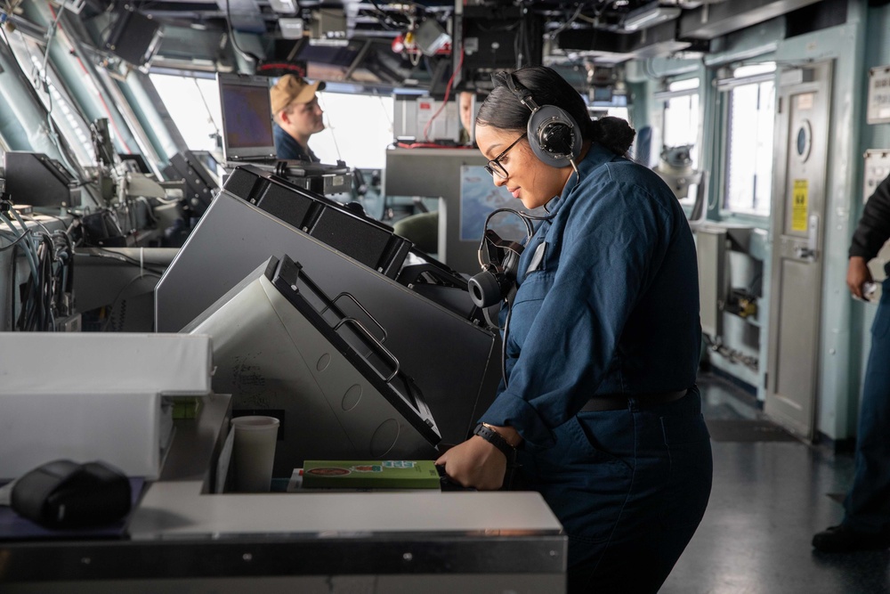 Daily Operations Onboard USS George H.W. Bush (CVN 77)