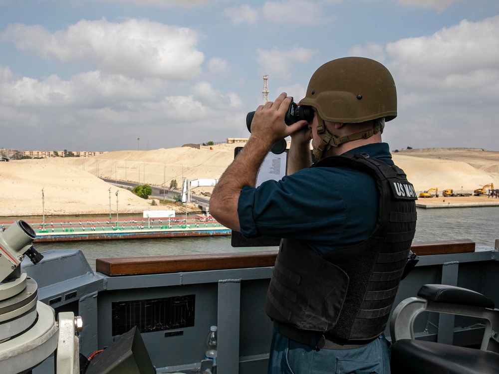 USS Delbert D. Black Transits Suez Canal