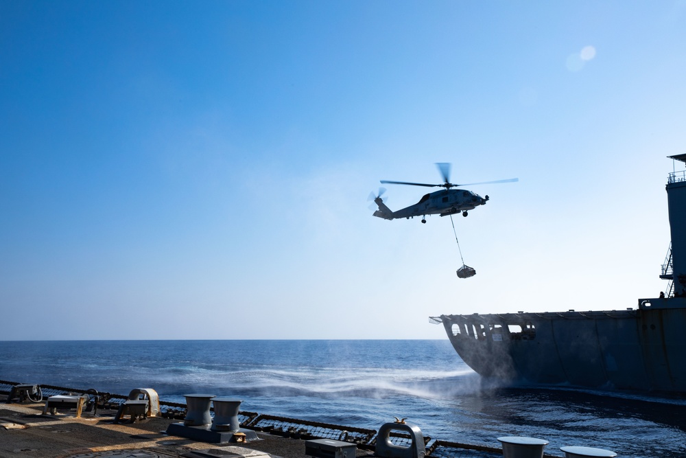 USS Truxtun (DDG 103) Conducts Replenishment-at-Sea