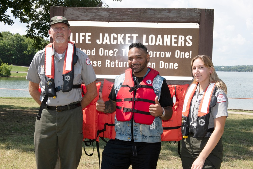 Raptivist Muneer says it takes wearing a life jacket to ‘Be Alright’
