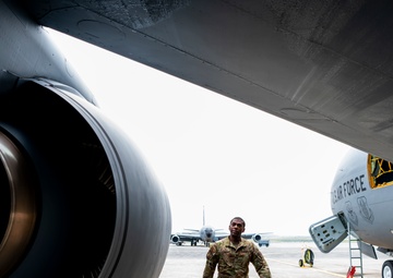 91st ARS refuels 4FW F-15's during ACE capstone