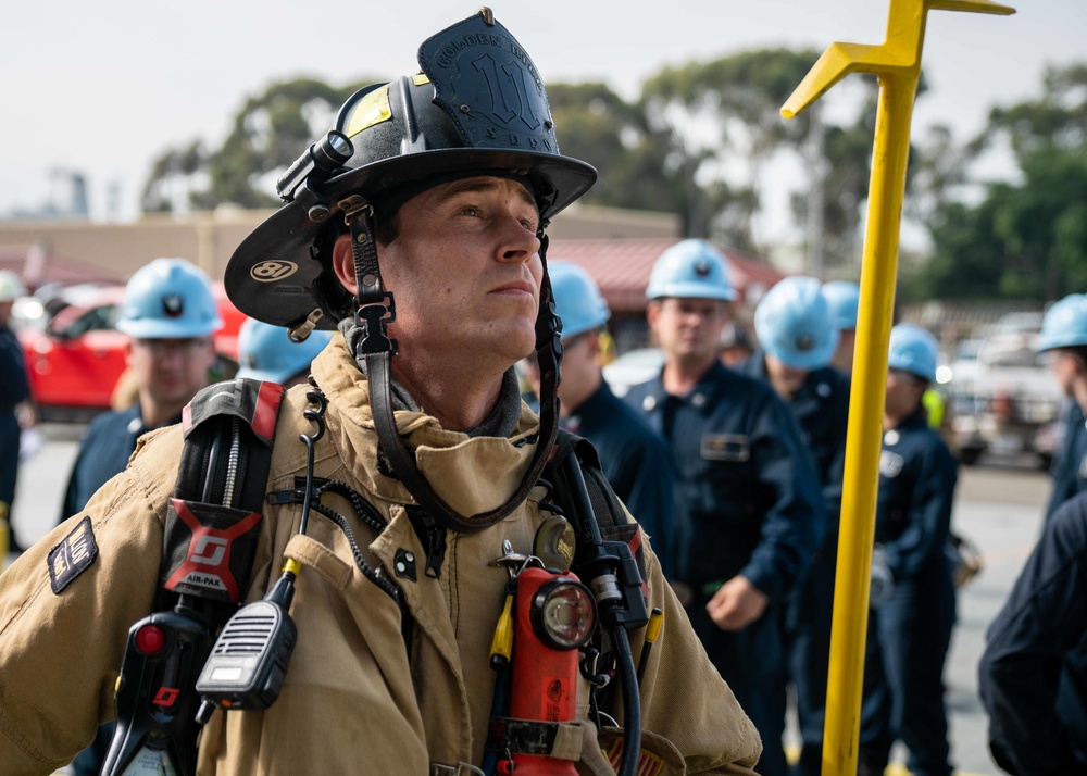 USS Carl Vinson Conducts Chapter 13 Drill