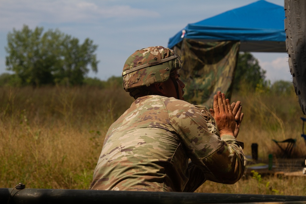10th Mountain Division Soldiers Compete in HMMWV Circuit 10th Mountain Division Soldiers Compete in HMMWV Circuit