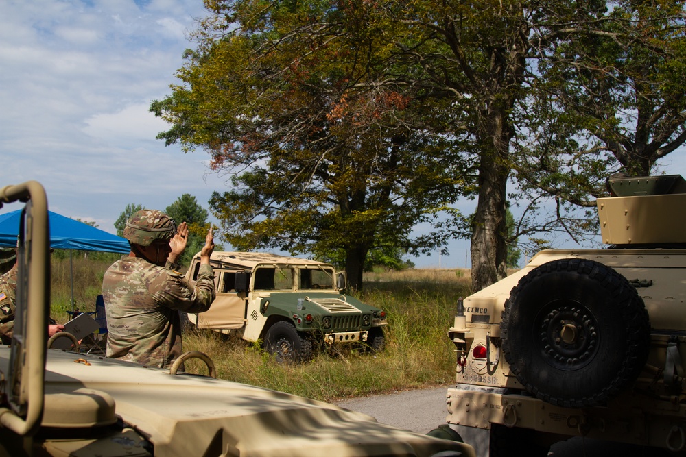 10th Mountain Division Soldiers Compete in HMMWV Circuit 10th Mountain Division Soldiers Compete in HMMWV Circuit