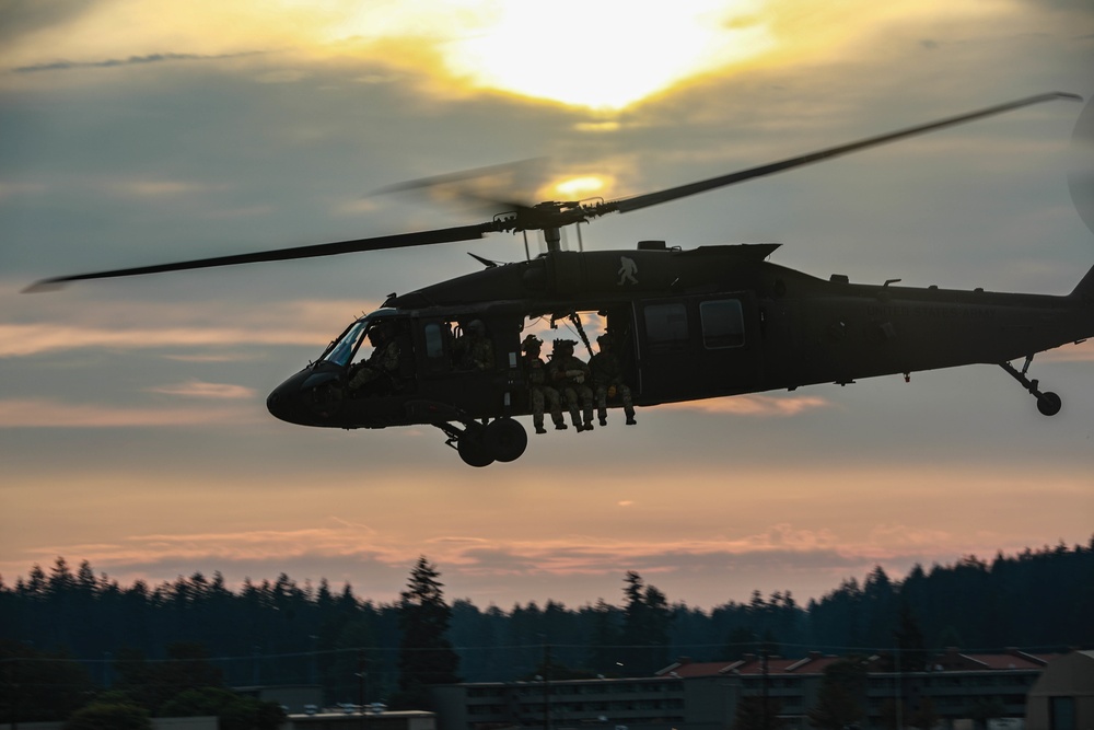 Warhawks facilitate 1st SFG (A) FRIES Training