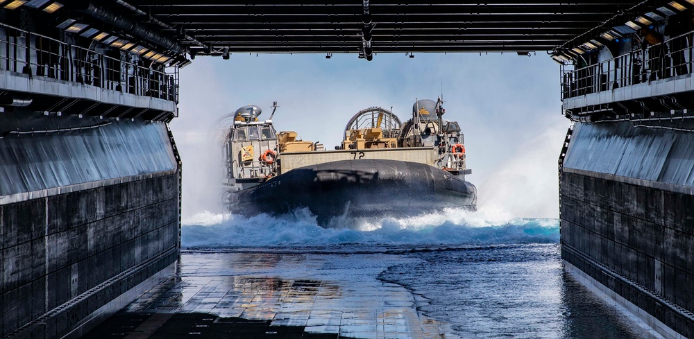 Makin Island LCAC Operations