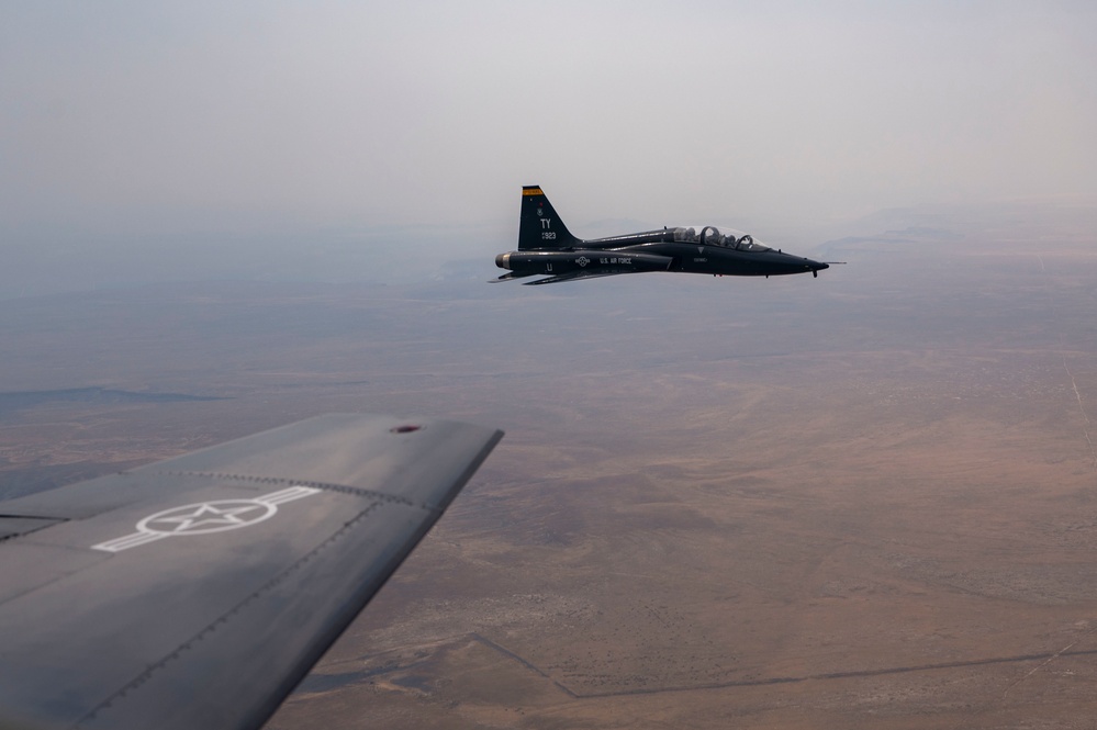 T-38s, F-35s take over Gunfighter Country